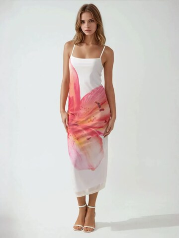 Hiccup - Vestido em branco