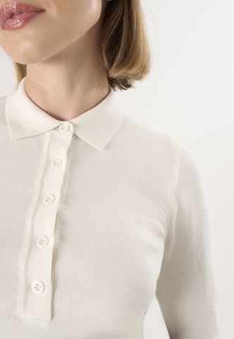 Pulover de la Felix Hardy pe bej