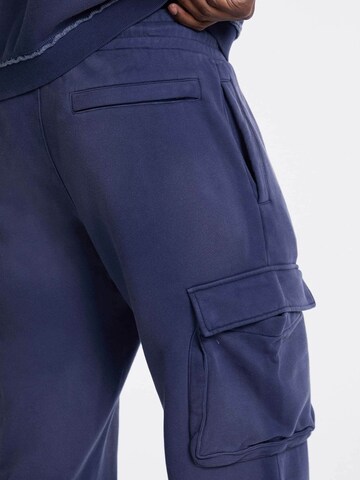 GUESS Loosefit Hose in Blau