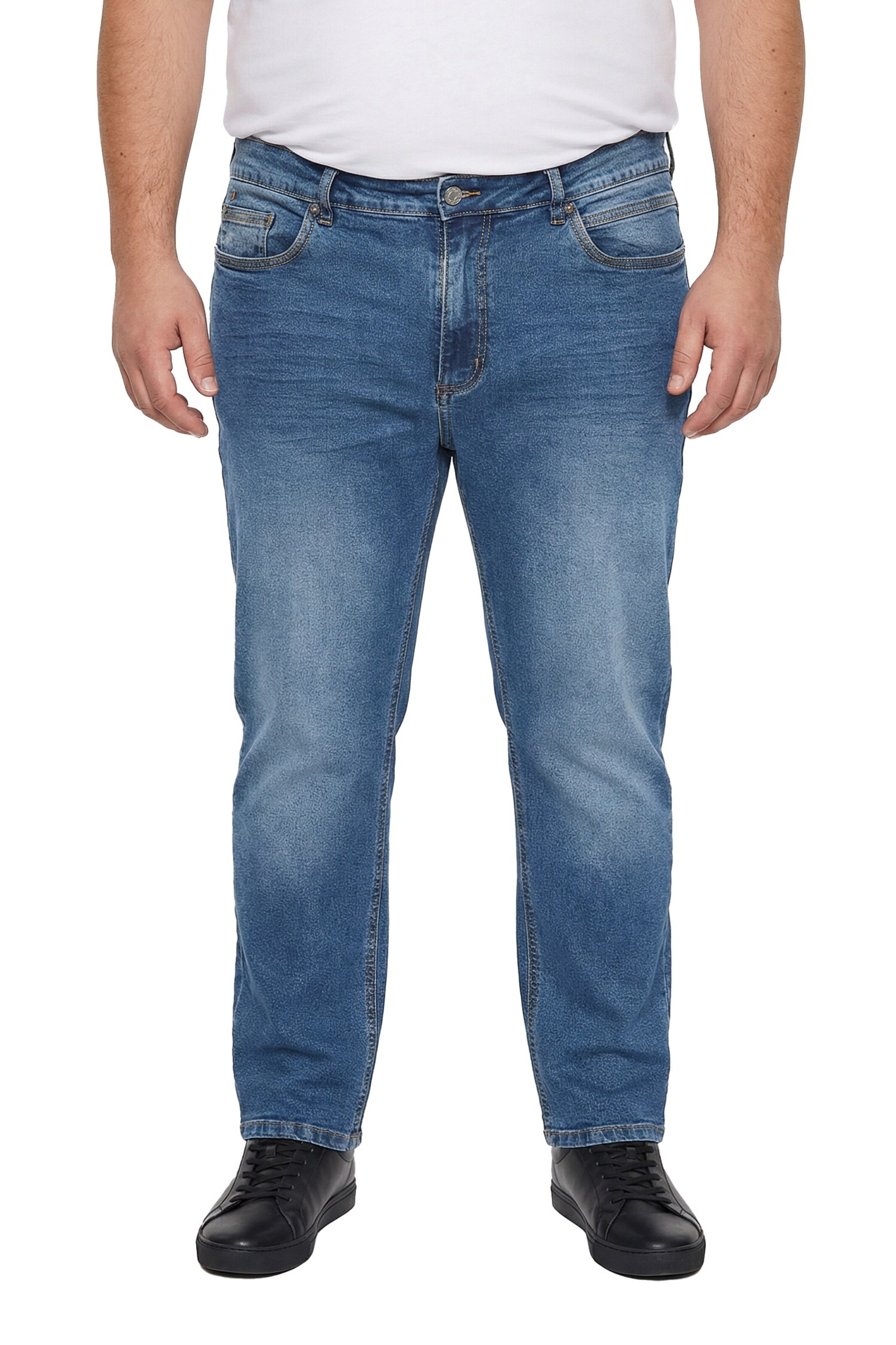 Men Plus Slim fit Jeans in Blue: front