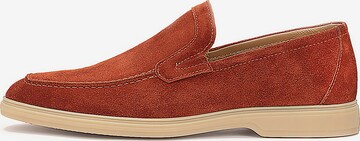 Kazar Moccasin in Orange: front