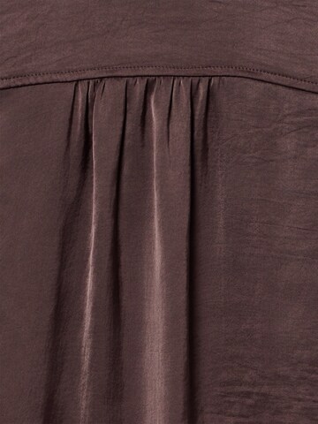 Marie Lund Blouse in Bruin