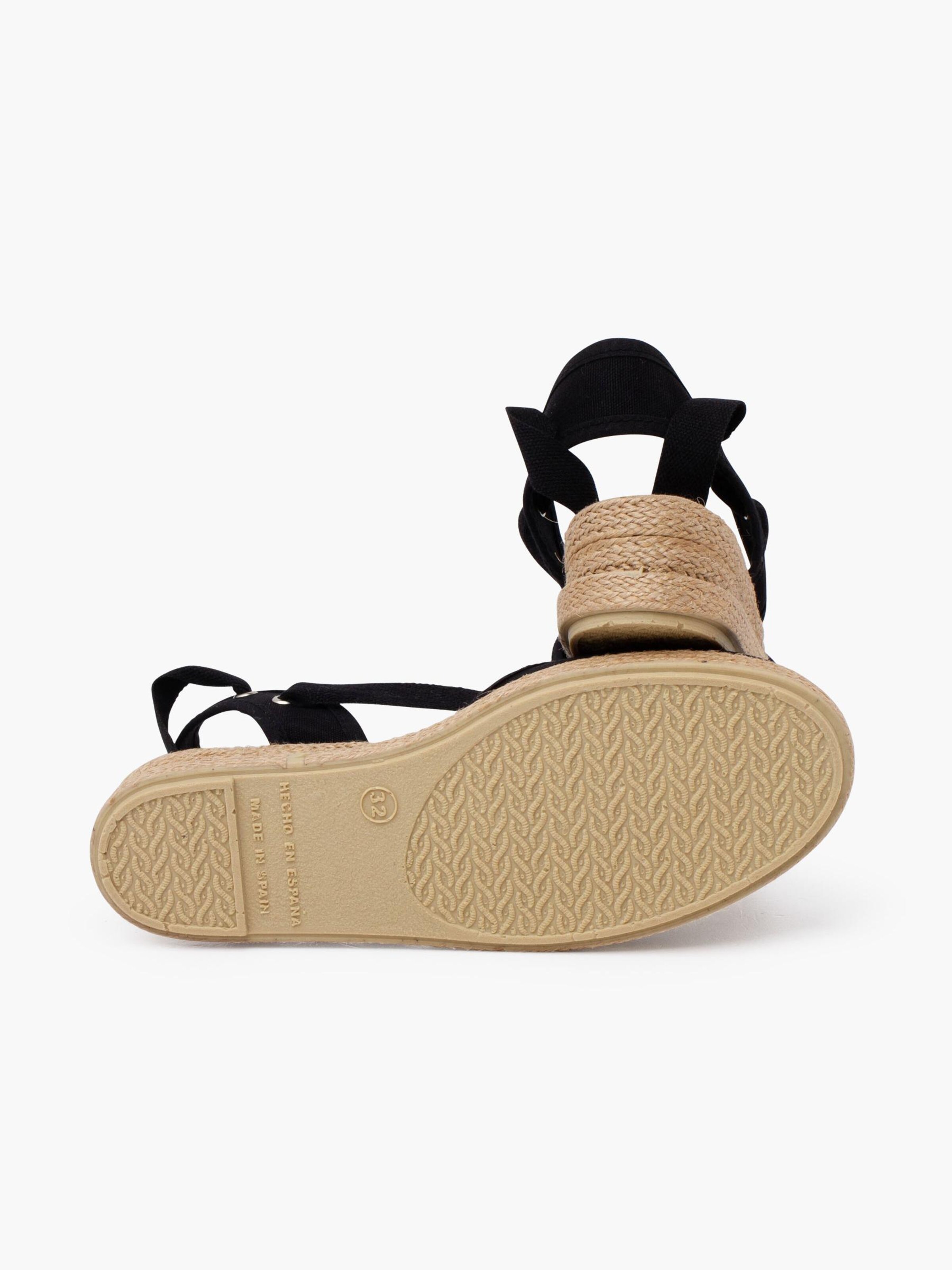 Pisamonas - Sandalias en negro