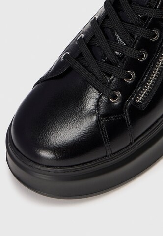 Bottines à lacets 'ANAKAPRI' Karl Lagerfeld en noir