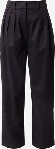 Guido Maria Kretschmer Women Pleat-Front Pants 'Nadia' in Black: front