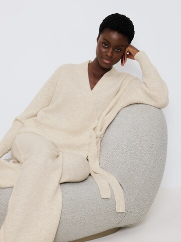 TRIUMPH - Cárdigan ' Amourette Cozy ' en beige