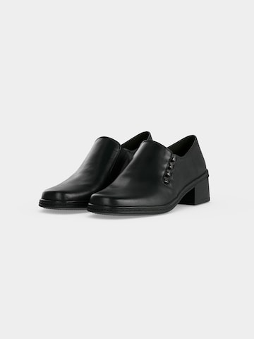 juoda GABOR Loaferai