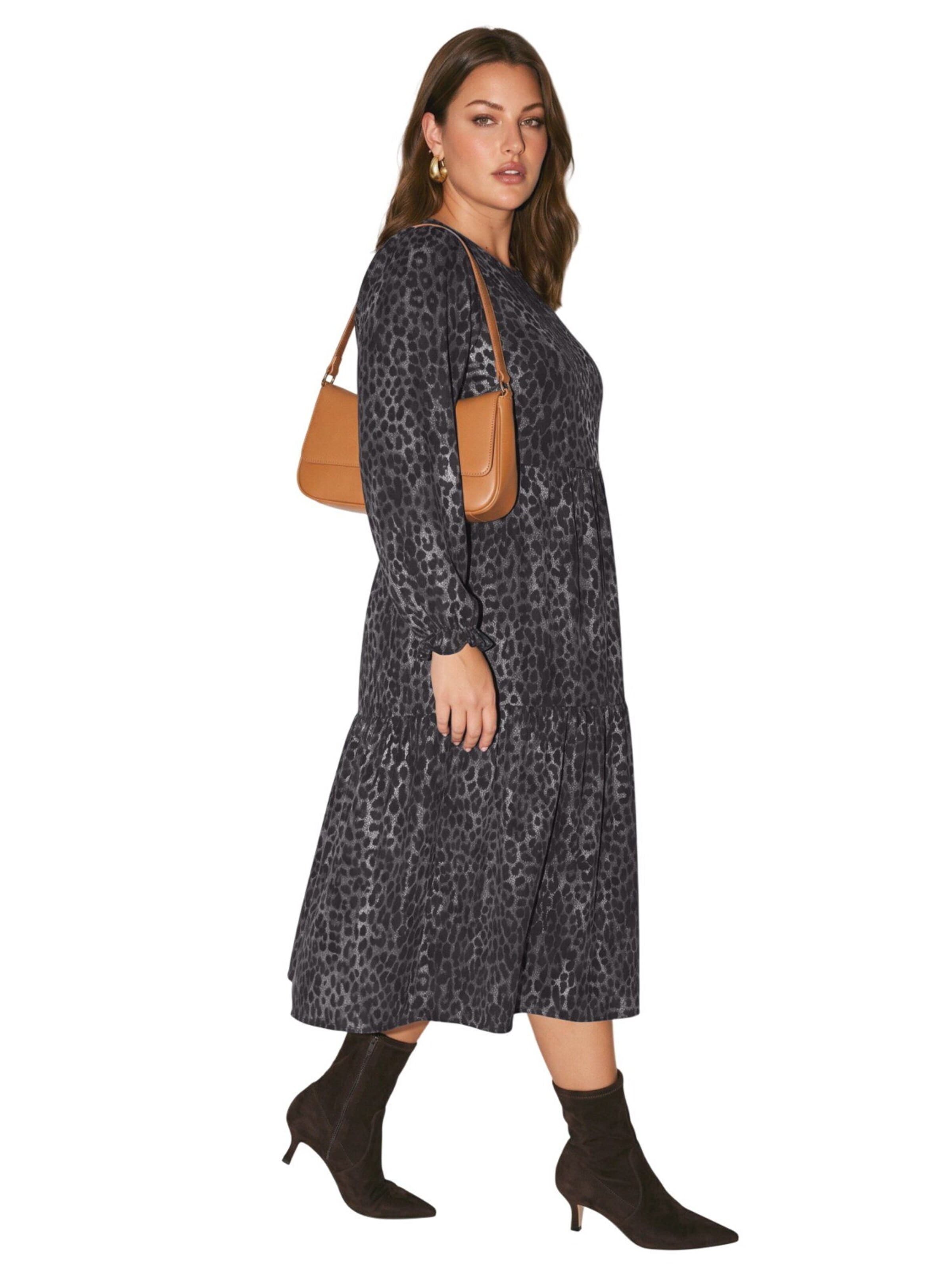 Shape Of You Kleid‌‌‌‌‌ in Grau