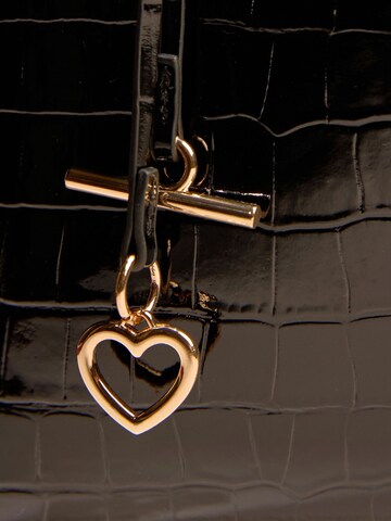 Lipsy Shopper in Schwarz