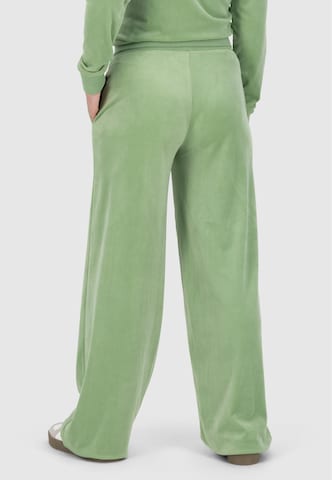 Juicy Couture Широкий Штаны 'FORSTON' в Зеленый