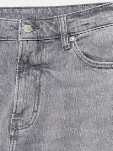 regular Jeans di Pull&Bear in grigio