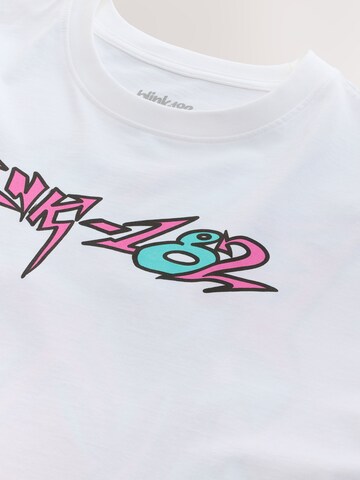Tricou de la Next pe alb