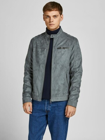 Coupe regular Veste mi-saison 'Rocky' JACK & JONES en gris : devant