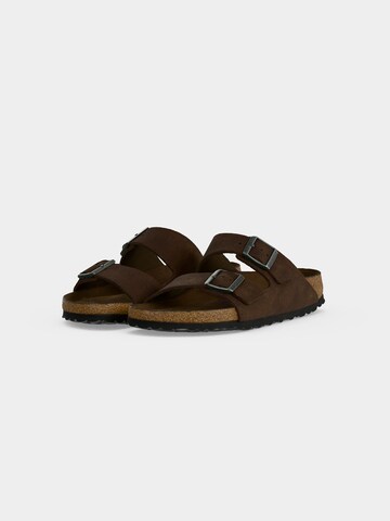 BIRKENSTOCK Muiltjes 'Arizona' in Bruin