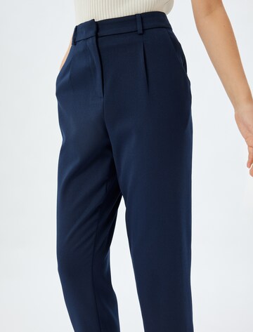 Koton Regular Bandplooibroek in Blauw