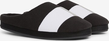 Pantoufle TOMMY HILFIGER en noir