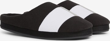 TOMMY HILFIGER Slippers in Black