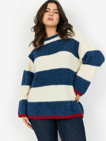 Wasabi Concept Trui ' WA-JOLIE ' in Blauw: voorkant