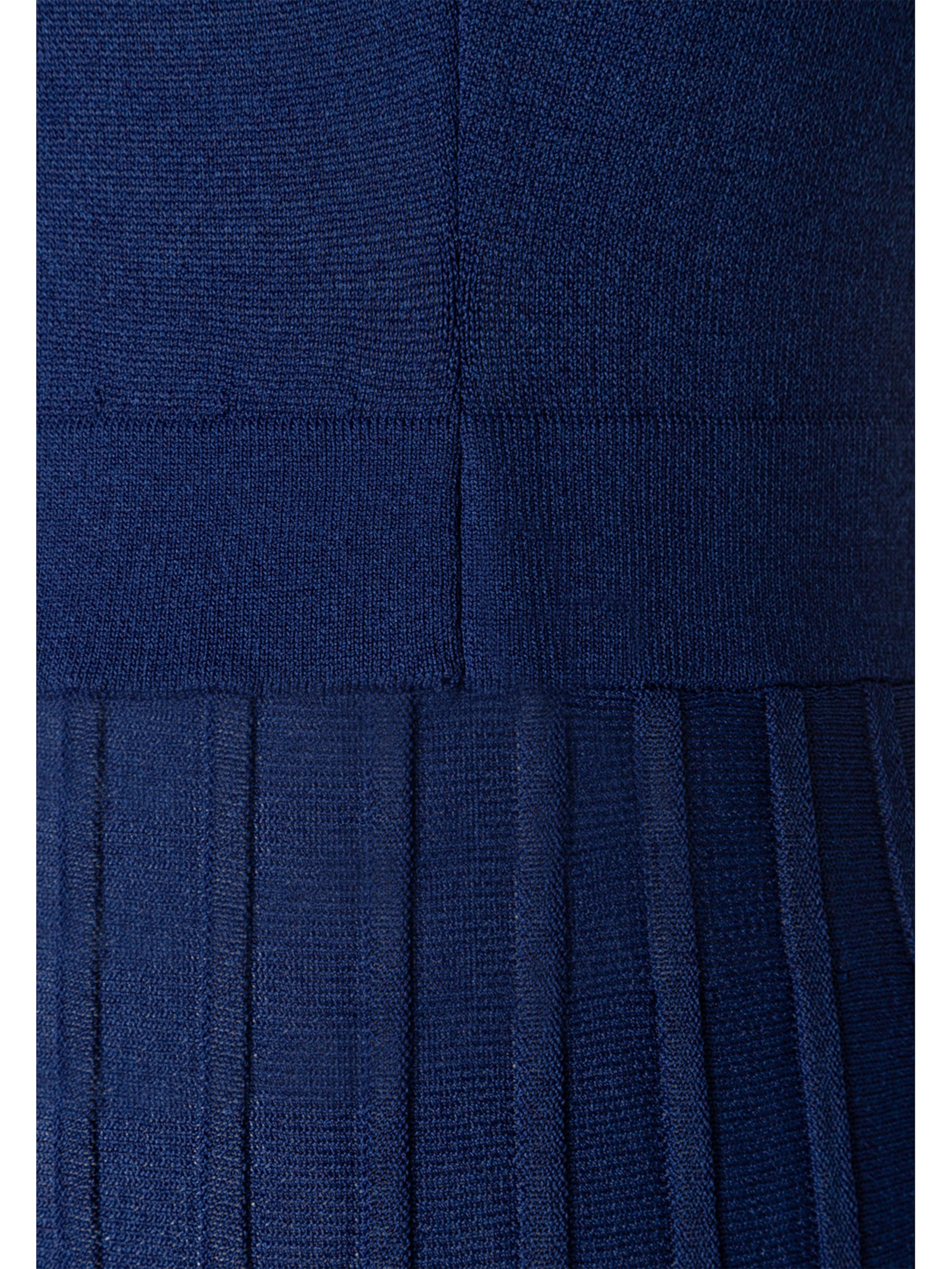 Robe ' 323300 ' MAERZ Muenchen en bleu