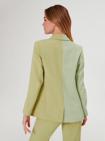 Blazer 'Nadine' ABOUT YOU x Swalina&Linus en vert