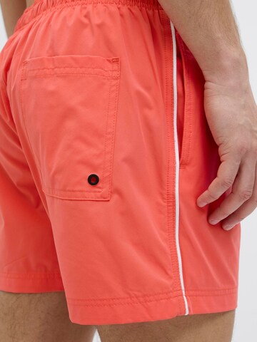 JACK & JONES Zwemshorts 'JPSTMaui' in Oranje