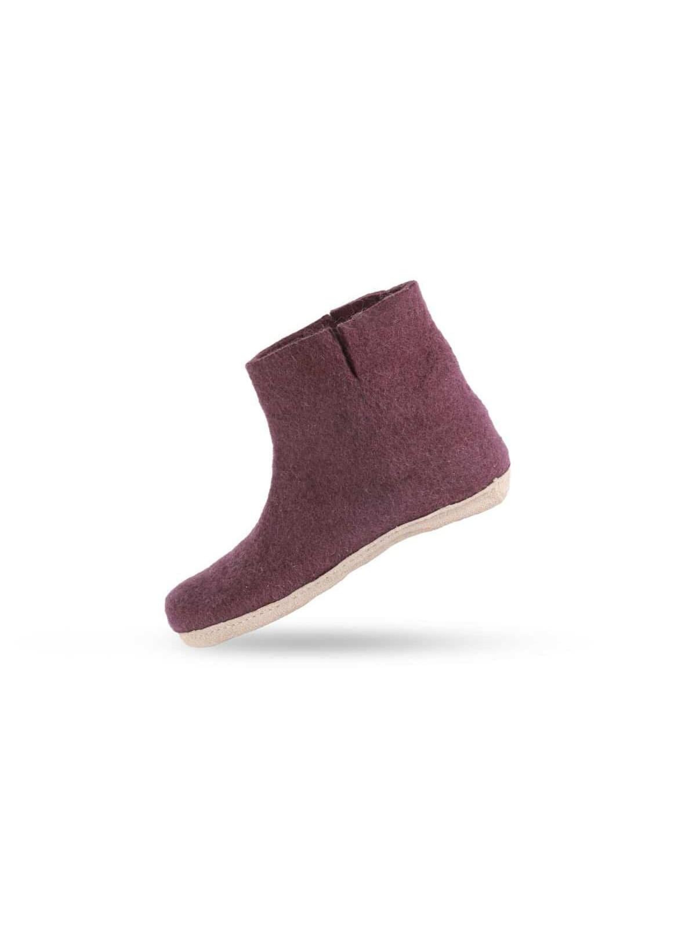 SHUS walk with nature Bootie 'Uldstøvle/sutsko (100% ren uld) - Model lilla m/sål i skind - Dansk Design fra SHUS' in Purple: front