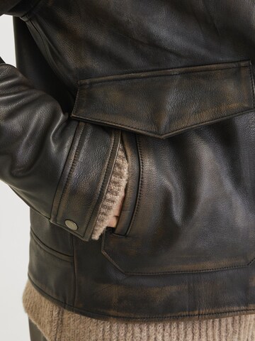 JACK & JONES Jacke in Braun