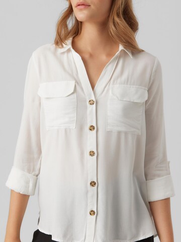 Vero Moda Petite Bluse 'BUMPY' in Weiß