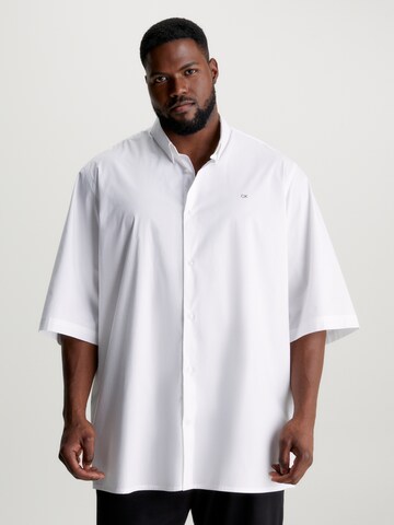 Calvin Klein Big & Tall Regular fit Button Up Shirt in White: front