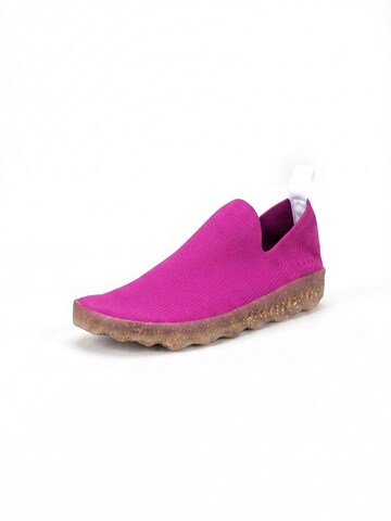 Scarpa slip-on 'Care' di Asportuguesas in lilla: frontale