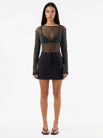 Hiccup Skirt in Black