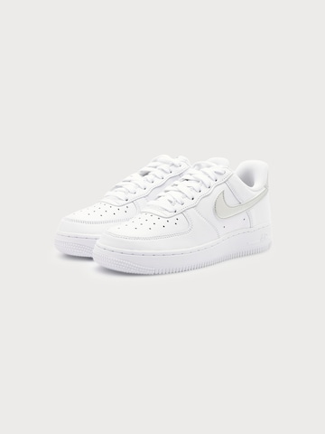 Nike Sportswear Ниски маратонки 'Air Force 1 '07 SE' в бяло