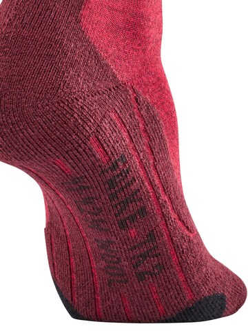 FALKE Sportsocken 'TK2 Explore Wool'‌‌ in Rot