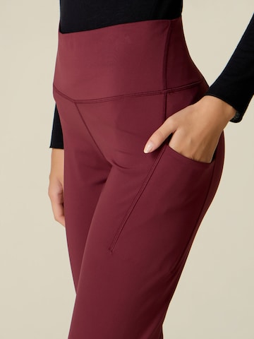 Slimfit Pantaloni di oltre in rosso