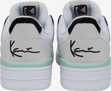 Sneaker bassa di Karl Kani in bianco