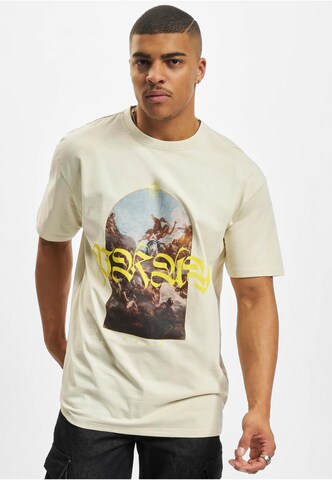 T-Shirt 'Pray' MT Upscale en beige : devant