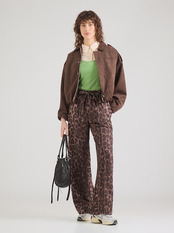 ABOUT YOU Bő szár Nadrág 'Leandra' - barna