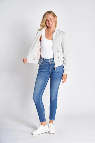 Zhrill Between-Season Jacket in Grey