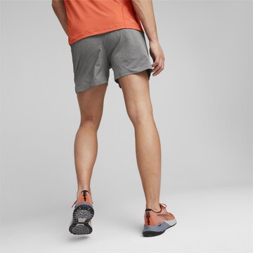 PUMA Regular Sportshorts in Grau