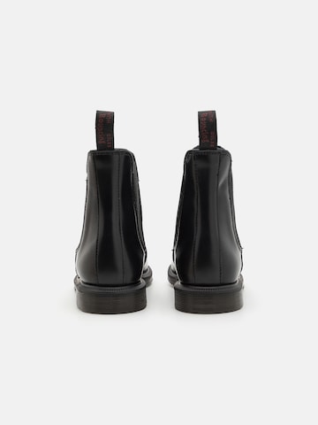 Dr. Martens Chelsea boots 'Flora' in Zwart