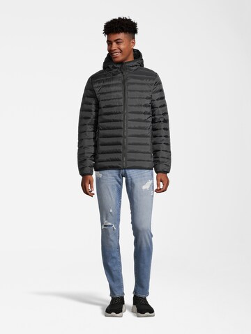 AÉROPOSTALE Jacke in Schwarz