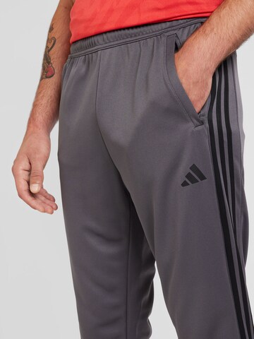 ADIDAS PERFORMANCE - Slimfit Pantalón deportivo 'Essentials' en gris