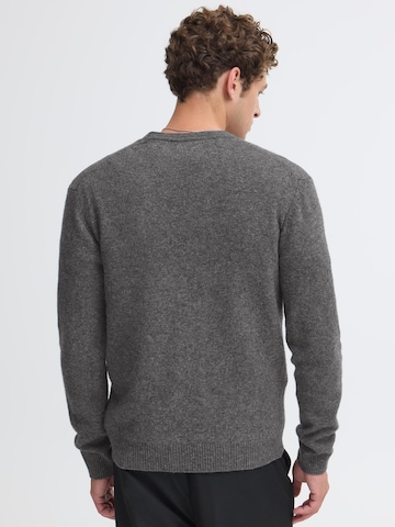 Casual Friday - Casaco de malha 'Karl' em cinzento
