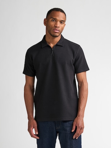 Petrol Industries - Camiseta en negro: frente