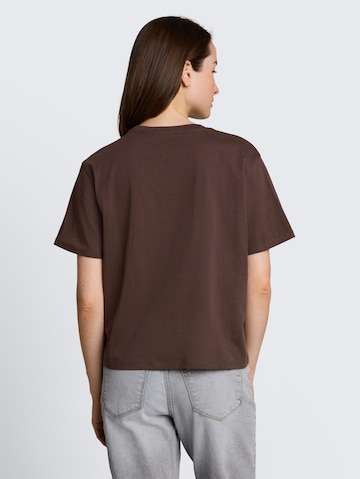 Tricou 'Peanuts' de la TOM TAILOR DENIM pe maro