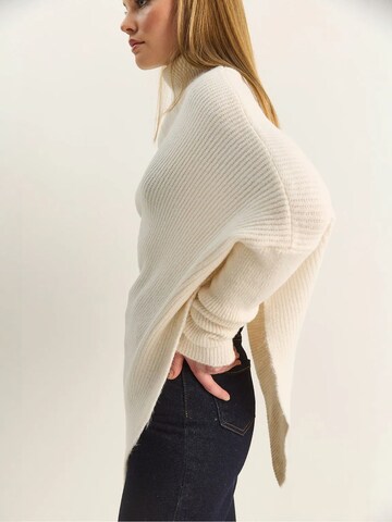 Pullover di Bianco Lucci in bianco