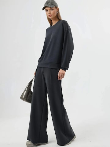 Wide leg Pantaloni di Busem in grigio