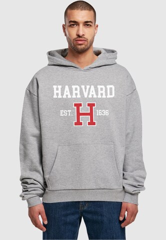 Sweat-shirt 'Harvard University - Est 1636' Merchcode en gris : devant