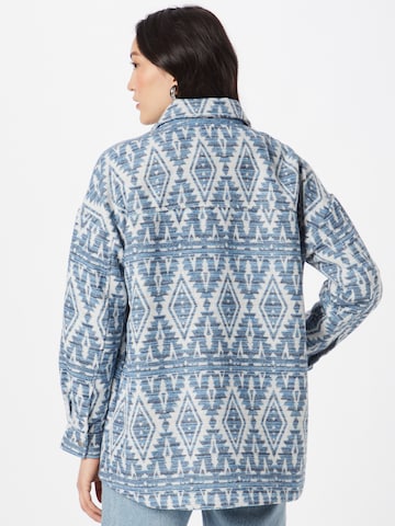 Veste mi-saison 'LONDON NAVAJO' ONLY en bleu