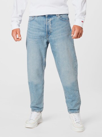 WEEKDAY Regular Jeans 'Barrel Pen' in Blauw: voorkant